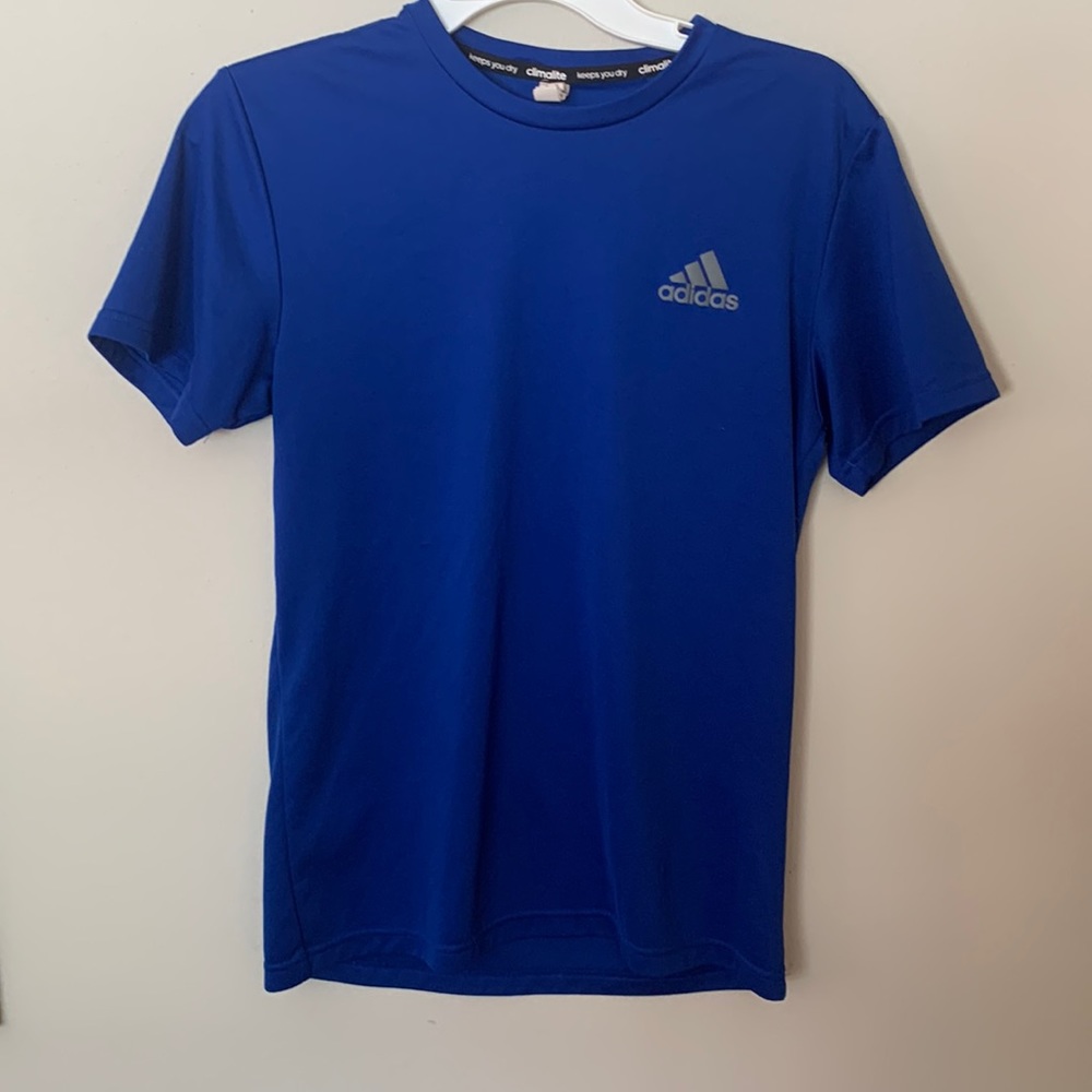 Adidas climalite shirt size small